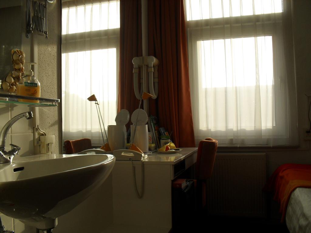 Hotel Hoogland Zandvoort Aan Zee Zimmer foto